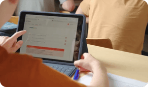 Hoe behaal je het leerplandoel 'schriftelijke interactie' in Frans of Engels, zonder eindeloos verbeterwerk?